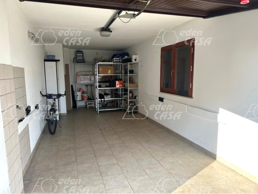 FU247 - APPARTAMENTO SU DUE LIVELLI