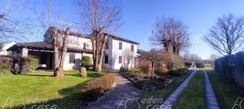 SB43-180 - Samboseto, villa indipendente 4 camere