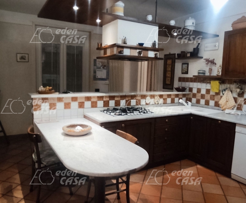 SB43-180 - Samboseto, villa indipendente 4 camere