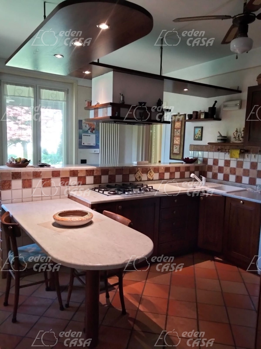 SB43-180 - Samboseto, villa indipendente 4 camere