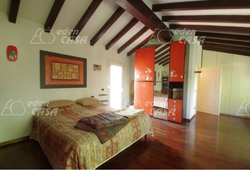 SB43-180 - Samboseto, villa indipendente 4 camere