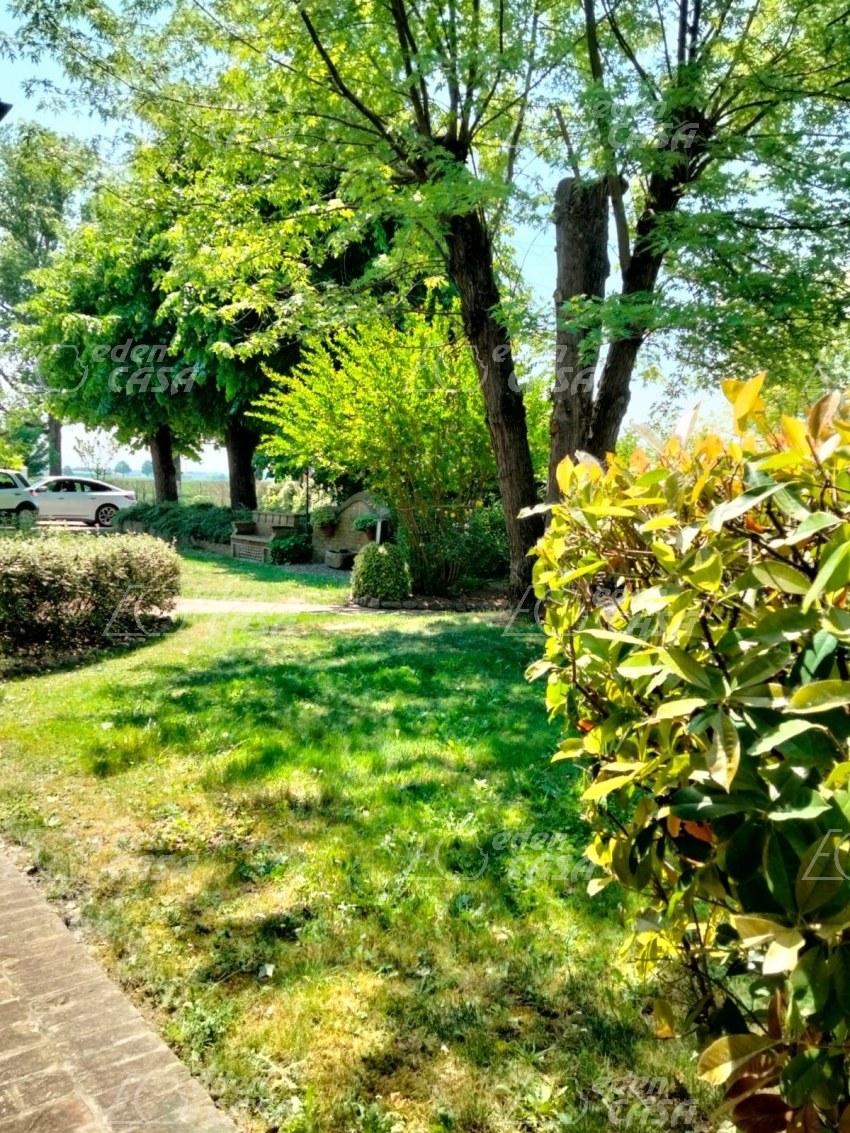 SB43-180 - Samboseto, villa indipendente 4 camere