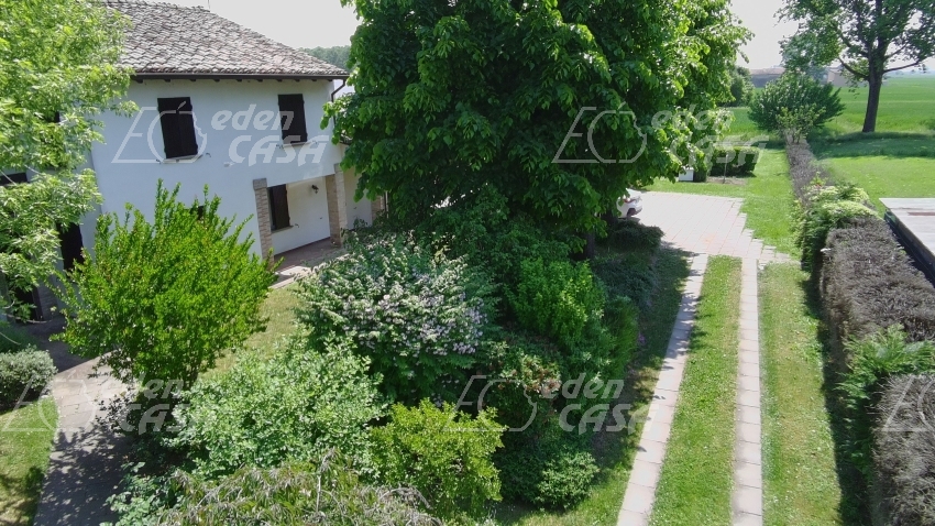 SB43-180 - Samboseto, villa indipendente 4 camere