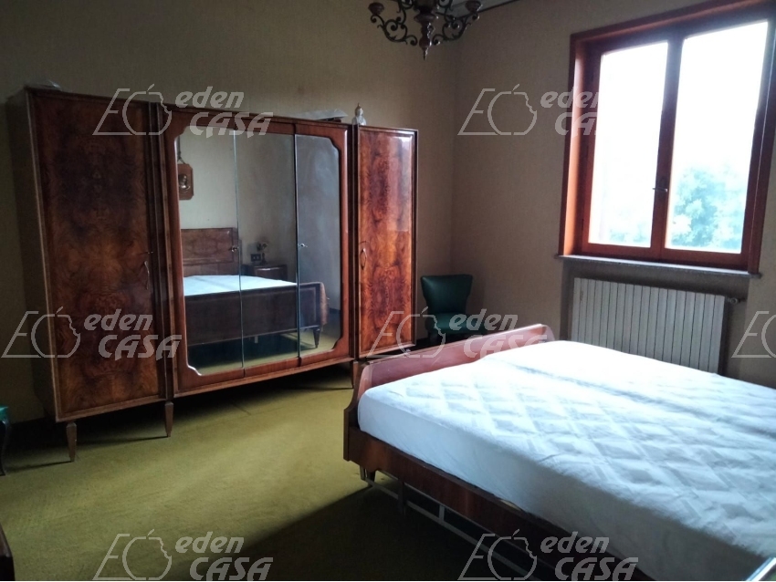 B42-181 - Busseto, villetta bifamigliare 4 camere