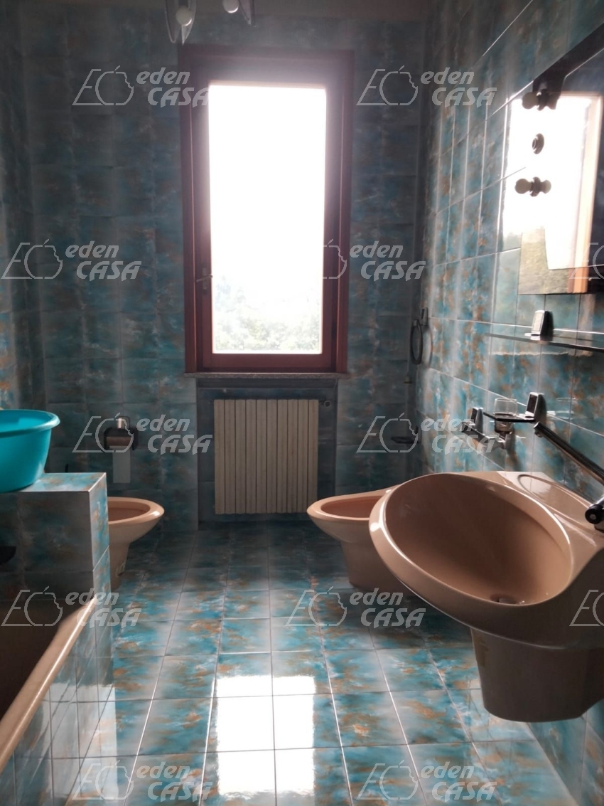 B42-181 - Busseto, villetta bifamigliare 4 camere