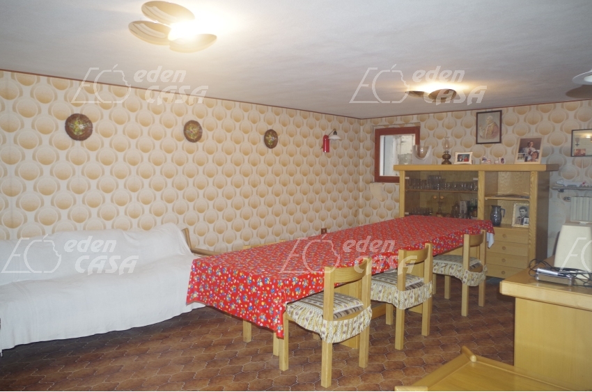 B42-181 - Busseto, villetta bifamigliare 4 camere