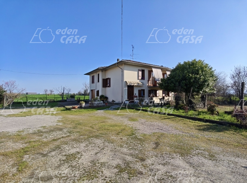 SA32-186 - Busseto, casa indipendente 