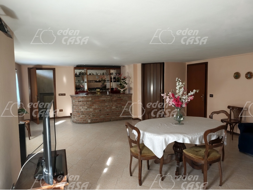 SA32-186 - Busseto, casa indipendente 