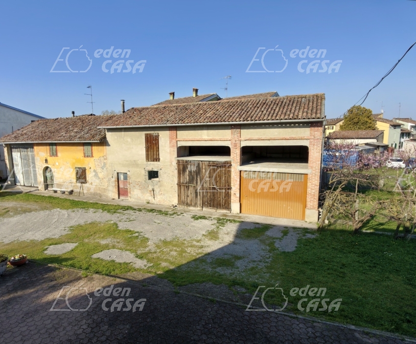 SA32-186 - Busseto, casa indipendente 
