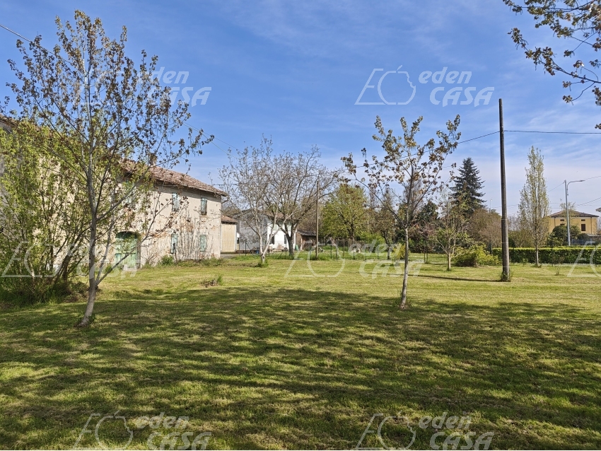 BF20-188 - Frescarolo, rustico indipendente con giardino