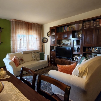 B31-190 - Busseto, appartamento 3 camere 