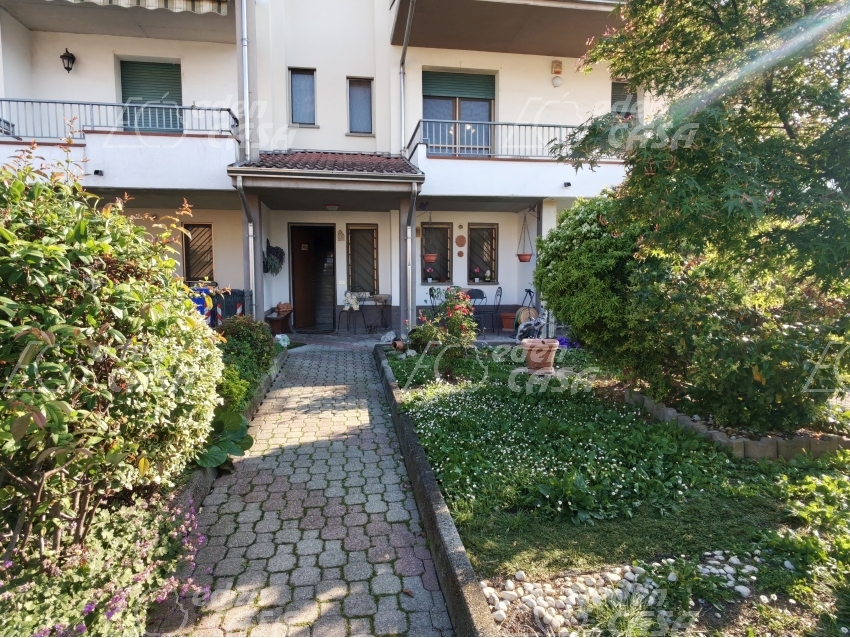 B31-190 - Busseto, appartamento 3 camere 