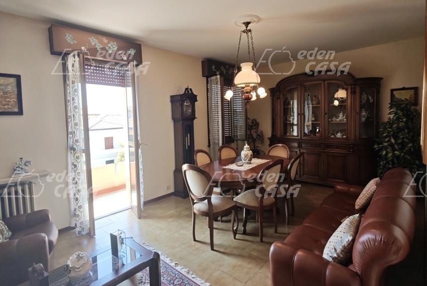 B31-193 - Busseto, appartamento 3 camere 