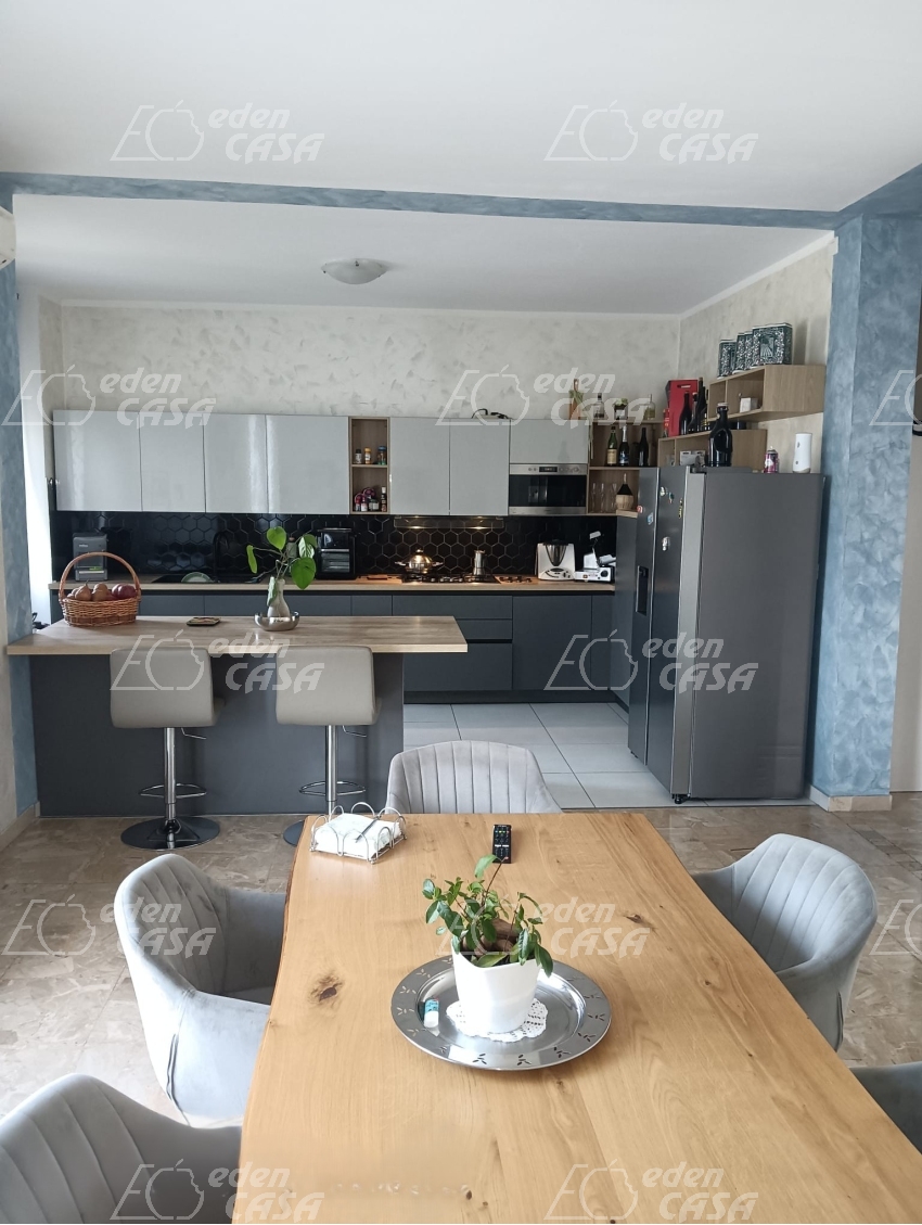 FU296 - 2 CAMERE