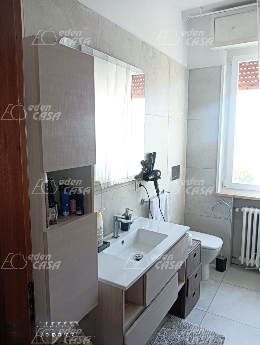 FU296 - 2 CAMERE