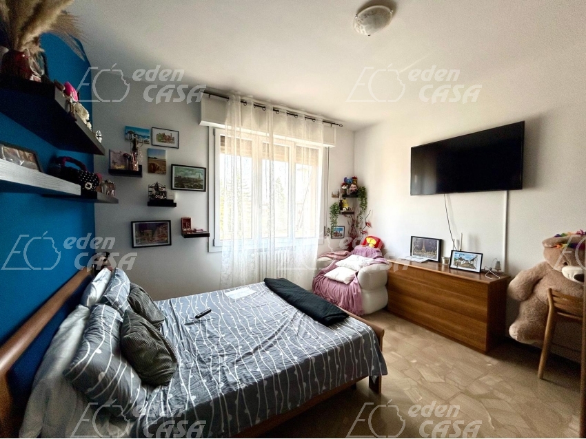 FU261 - 2 CAMERE CON TERRAZZO