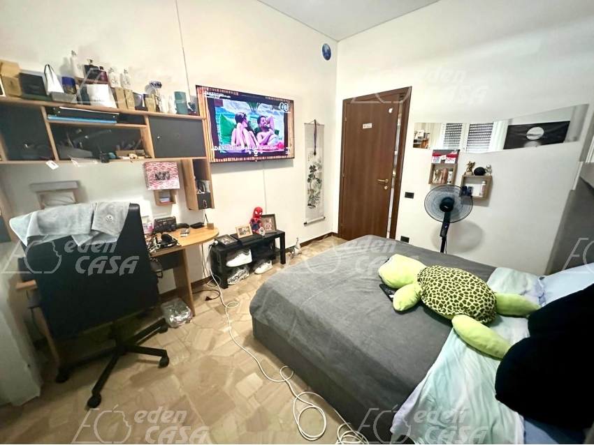 FU261 - 2 CAMERE CON TERRAZZO