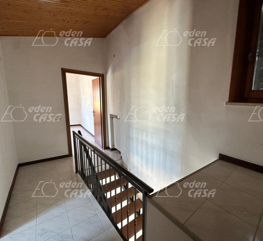 S21-195 - Soragna, casa indipendente 2 camere