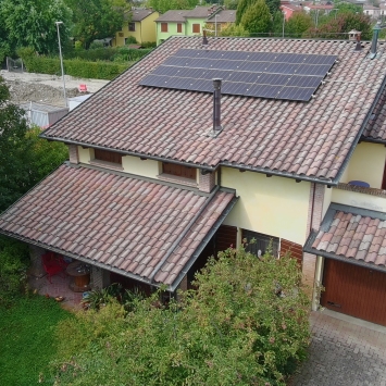 B33-202 - Busseto, villa bifamigliare
