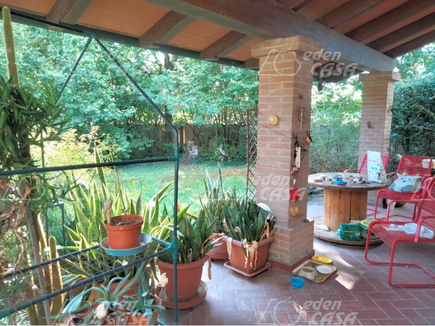 B33-202 - Busseto, villa bifamigliare