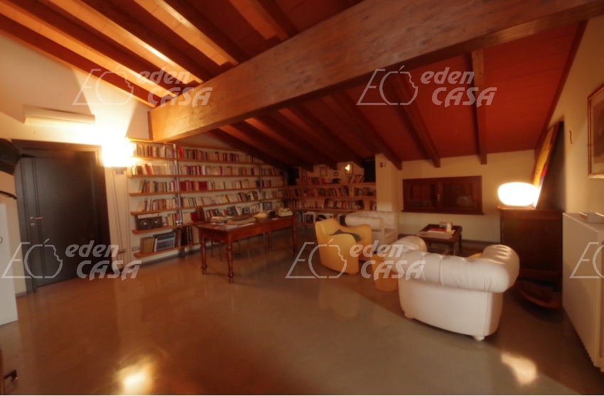 B33-202 - Busseto, villa bifamigliare