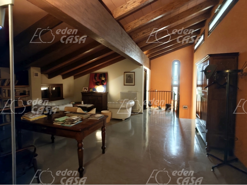 B33-202 - Busseto, villa bifamigliare