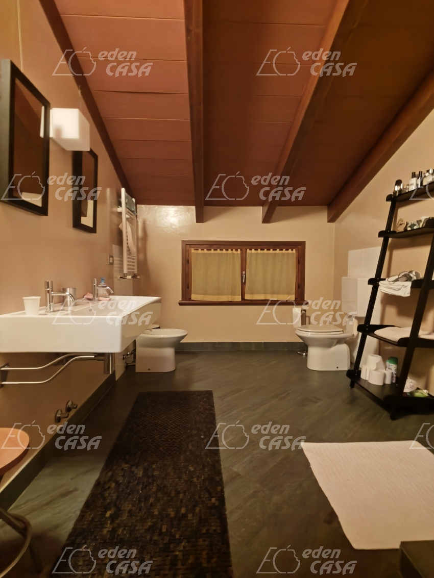 B33-202 - Busseto, villa bifamigliare
