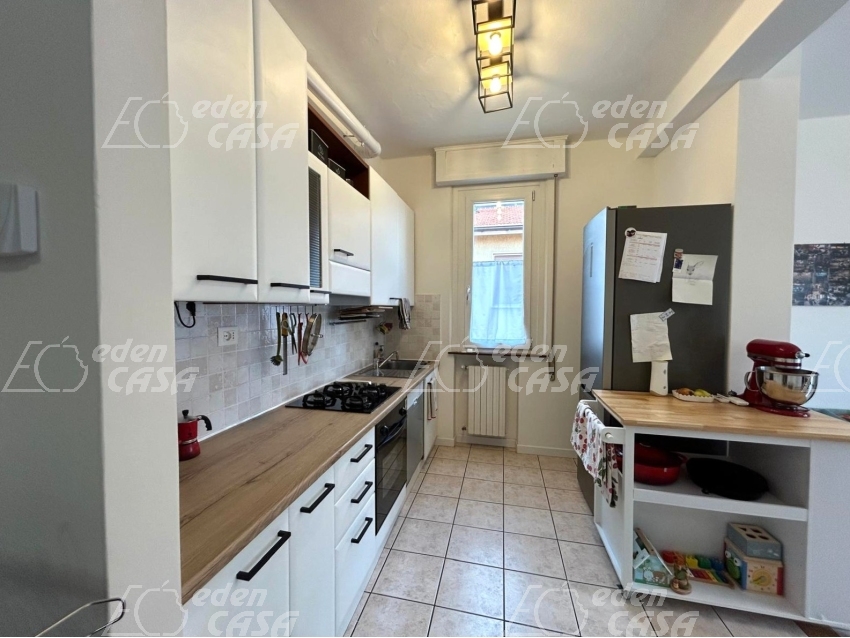 FU294 - 2 CAMERE