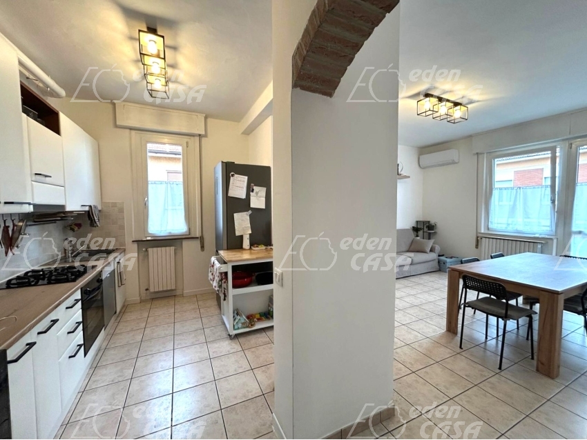FU294 - 2 CAMERE