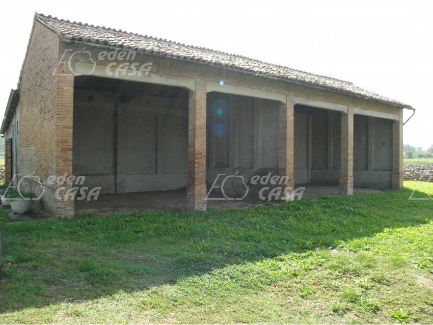 SGV02C - SORAGNA - rustico bifamiliare con terreno 