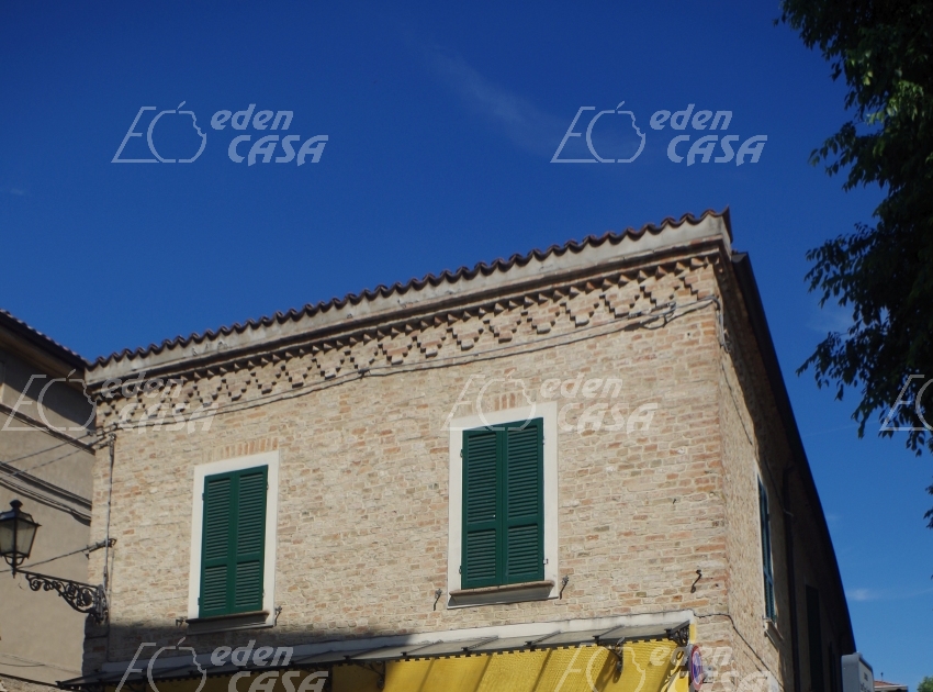 BU404SE - Busseto, complesso immobiliare
