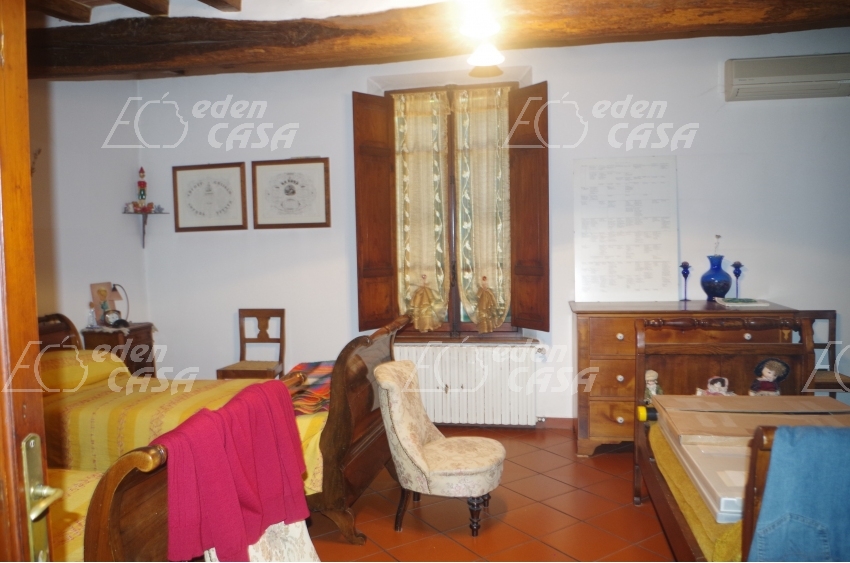 BU404SE - Busseto, complesso immobiliare