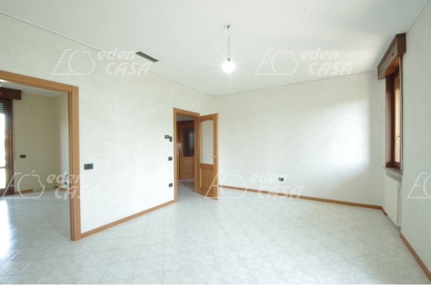 B22-010 - Roncole Verdi, villa bifamiliare