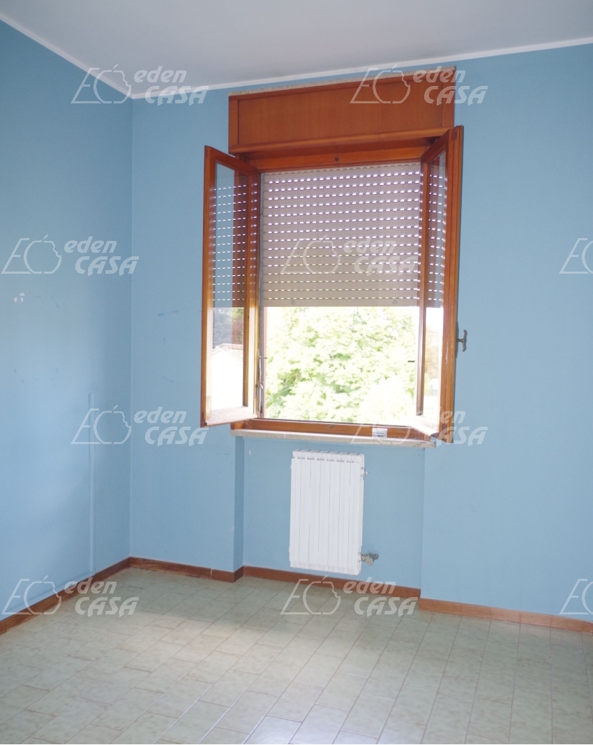 B42-070 - Busseto, bifamiliare 4 camere ingresso indipendente