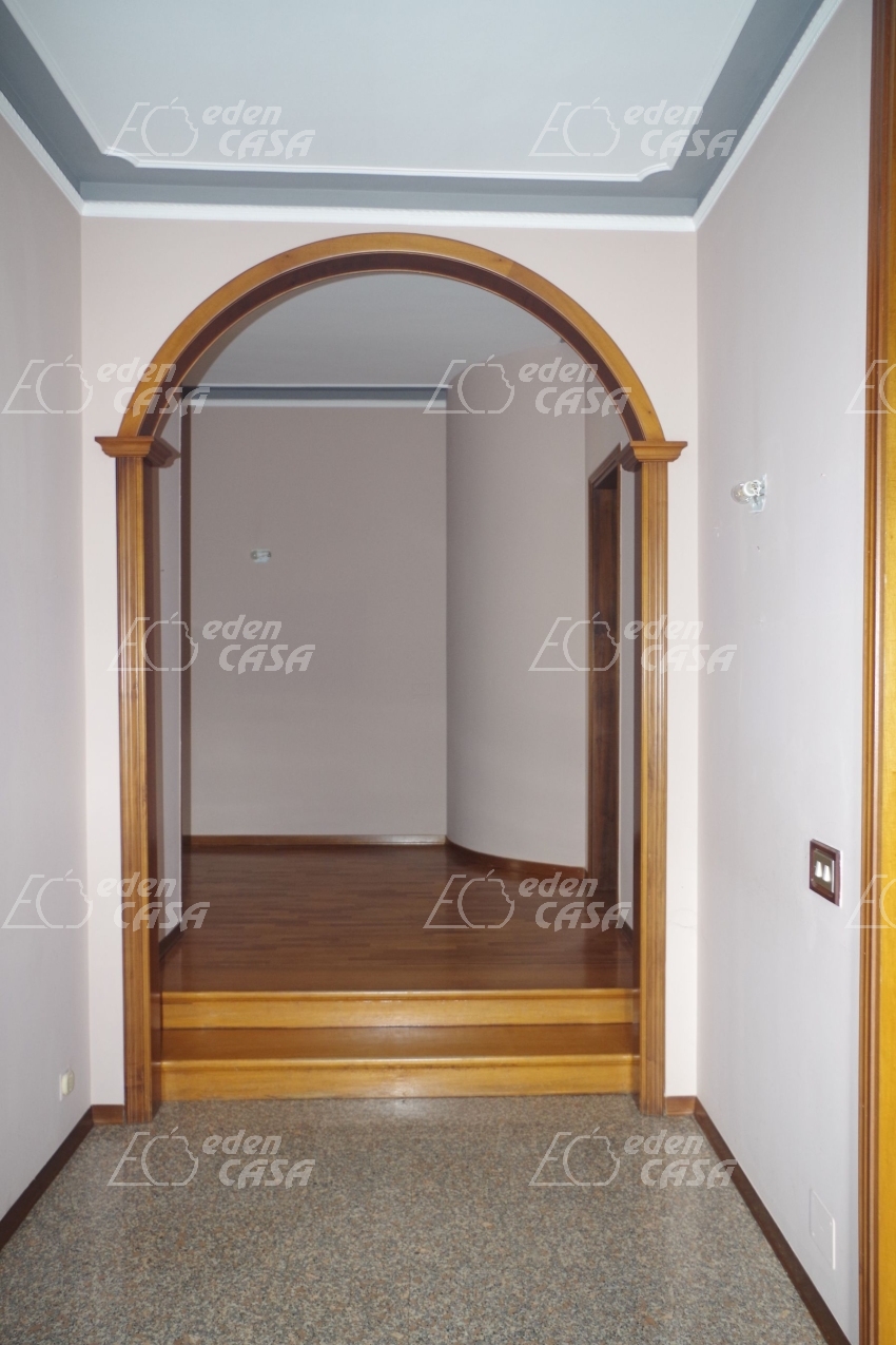 B42-070 - Busseto, bifamiliare 4 camere ingresso indipendente