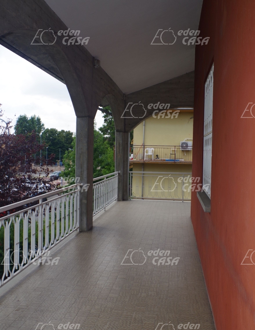 B42-070 - Busseto, bifamiliare 4 camere ingresso indipendente