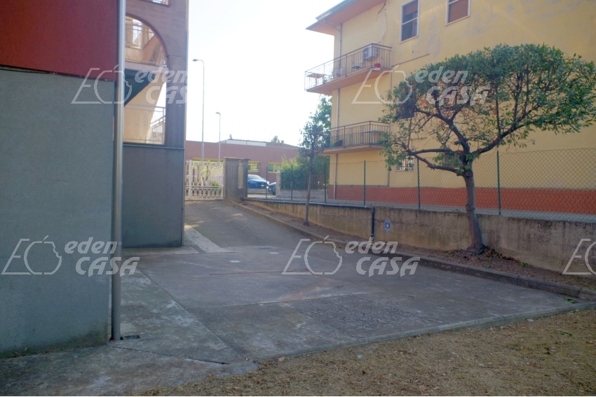 B42-070 - Busseto, bifamiliare 4 camere ingresso indipendente