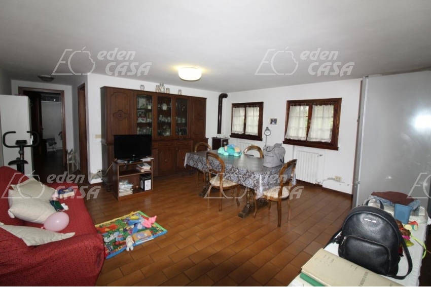 PAROLA - CASA SEMINDIPENDENTE