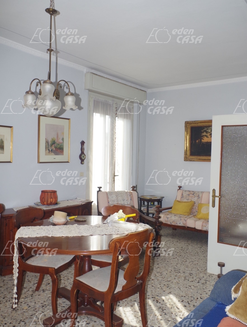 B21-078 - Polesine P.se,casa indipendente con giardino