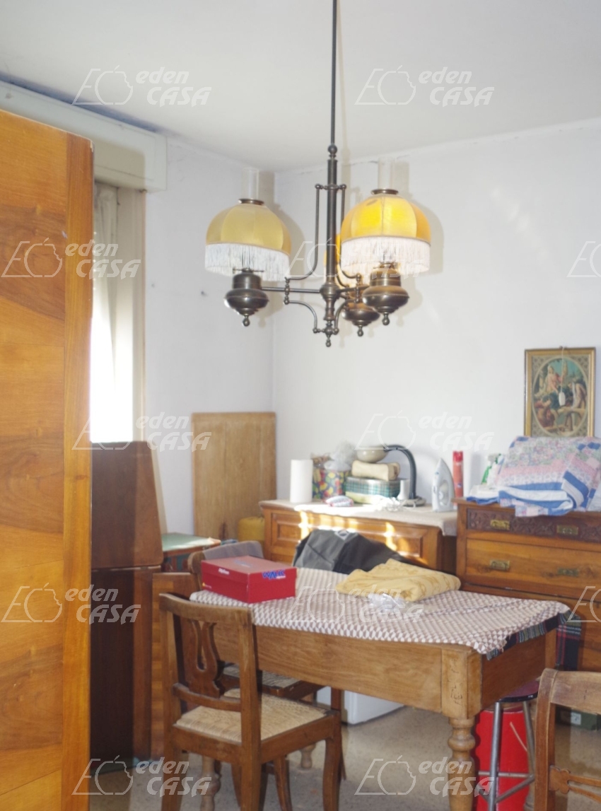 B21-078 - Polesine P.se,casa indipendente con giardino