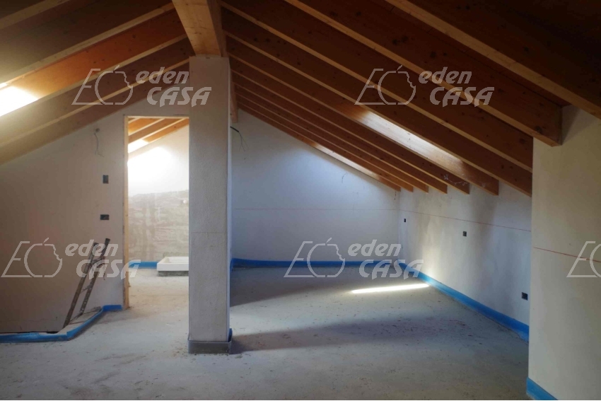 B22-085 - Busseto, appartamento 3 camere