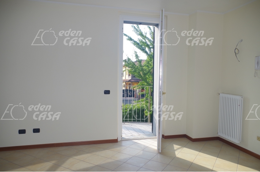B31-114 - Busseto, porzione di casa ingresso indipendente