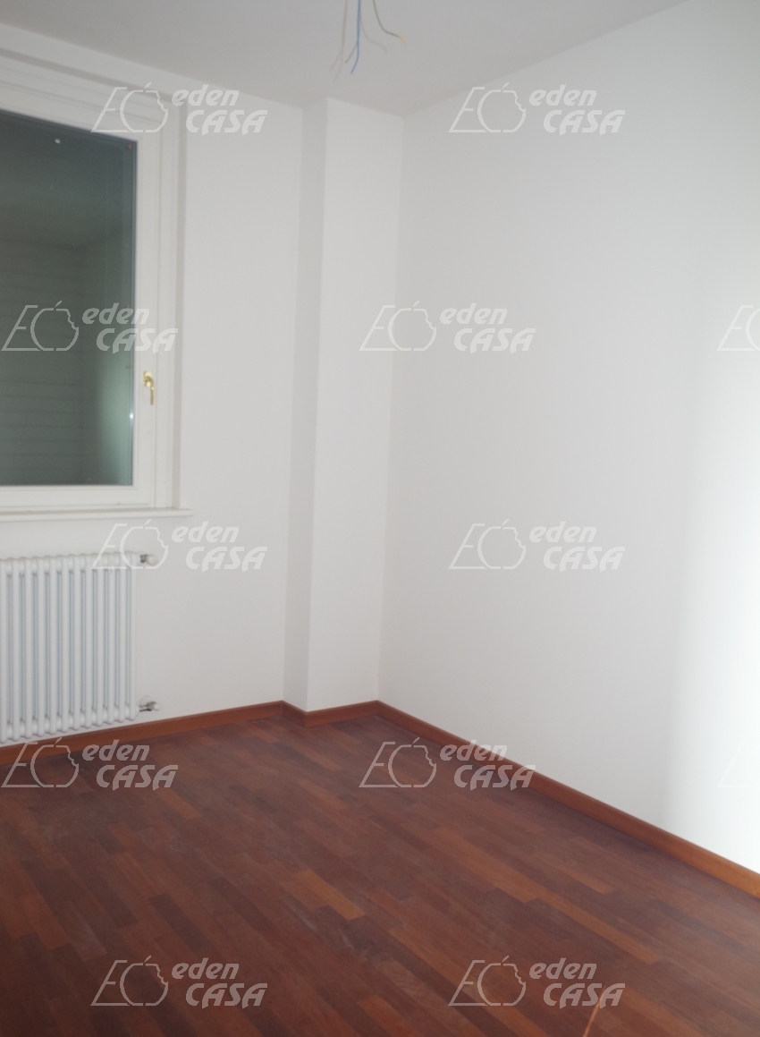 B31-114 - Busseto, porzione di casa ingresso indipendente