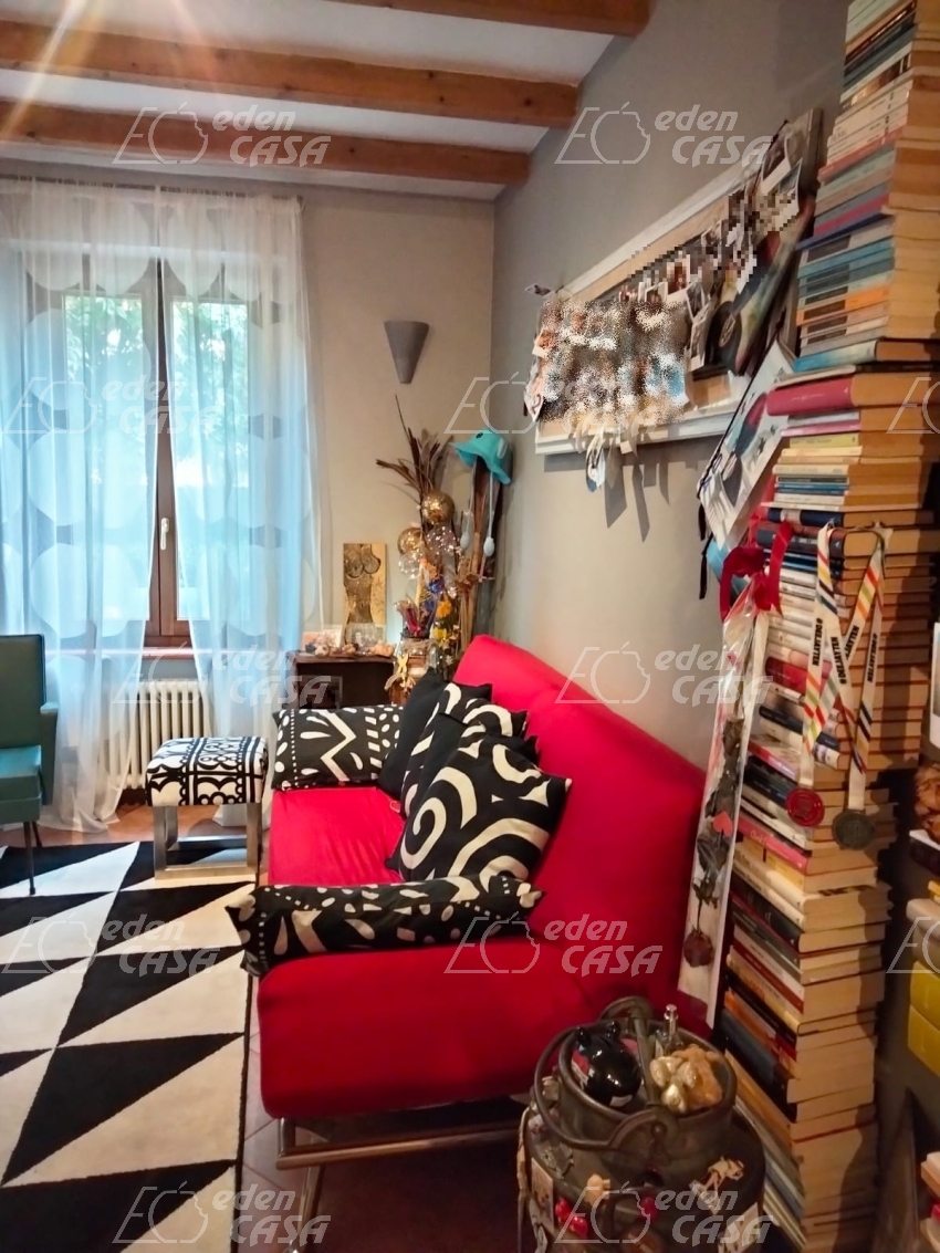 B21-119 - Roncole Verdi , appartamento 2 camere
