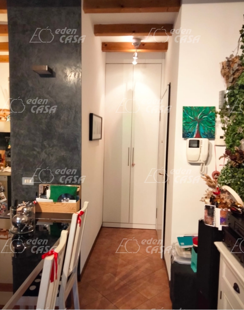 B21-119 - Roncole Verdi , appartamento 2 camere