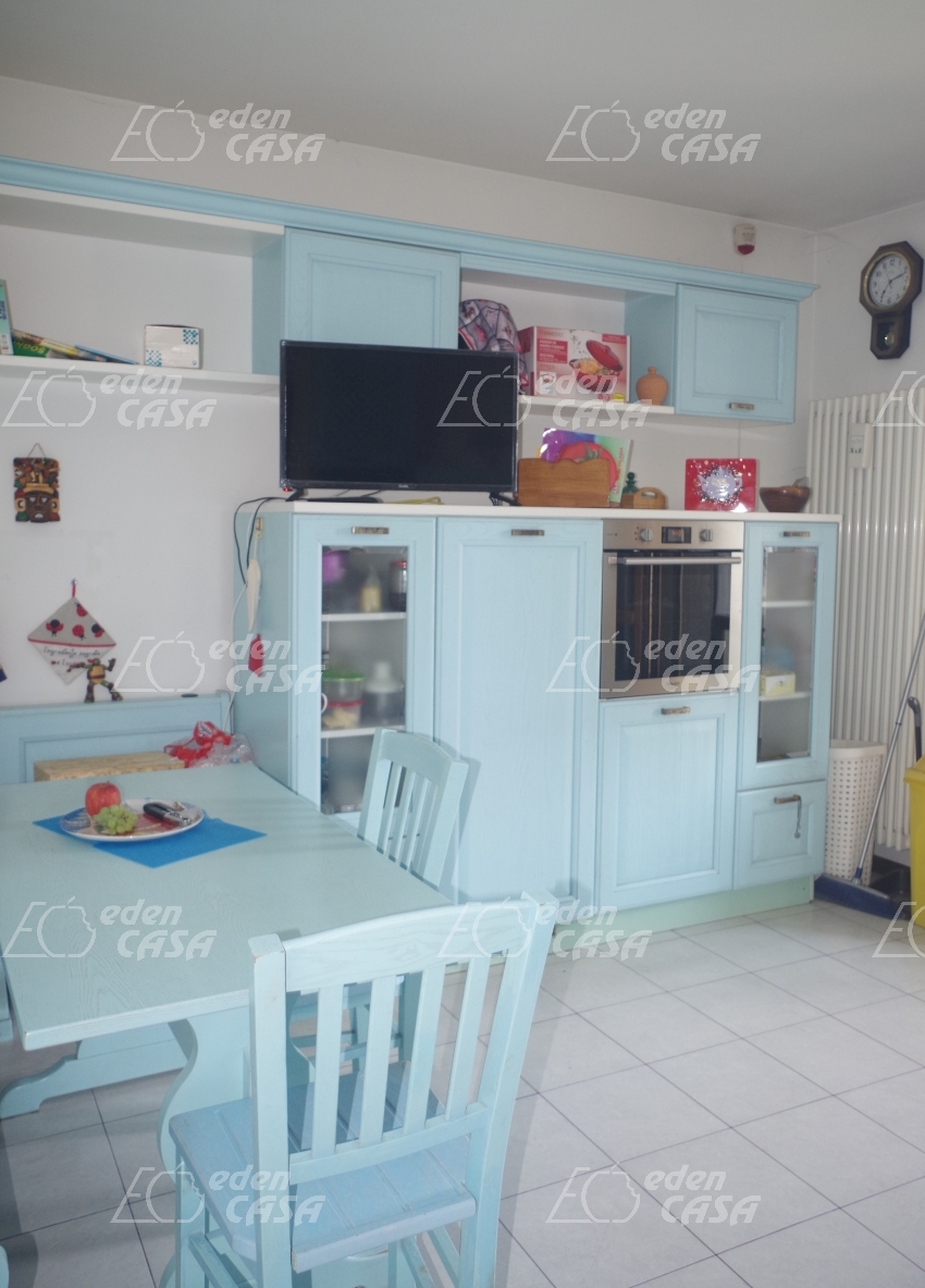 R21-143 - Roccabianca, appartamento 2 camere