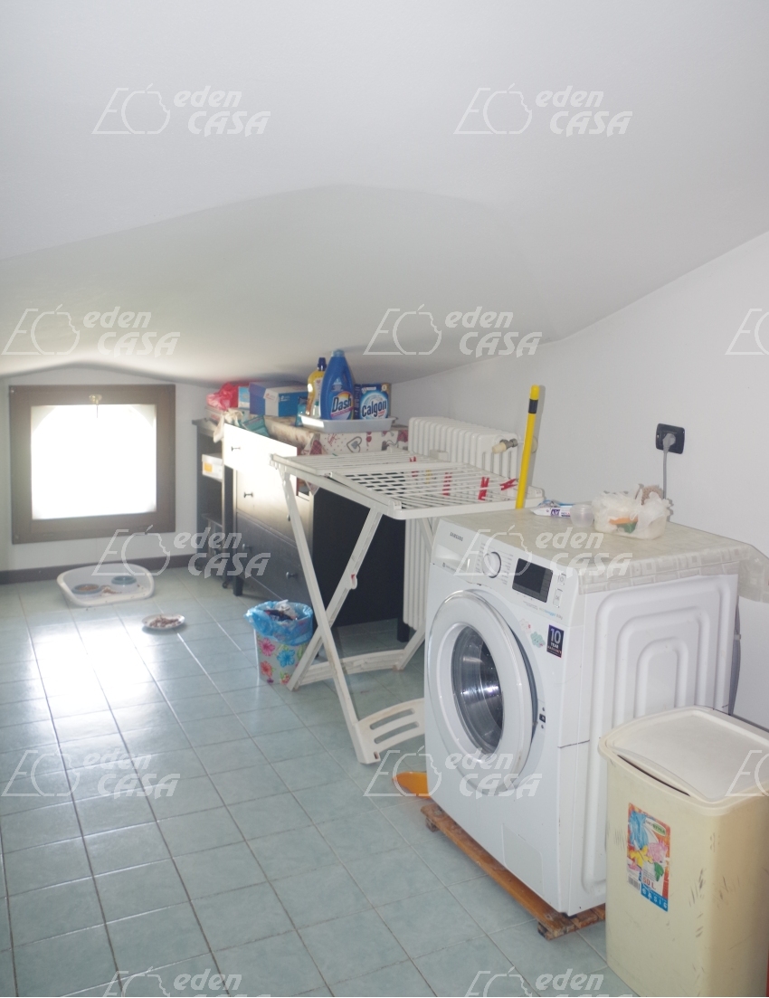 R21-143 - Roccabianca, appartamento 2 camere