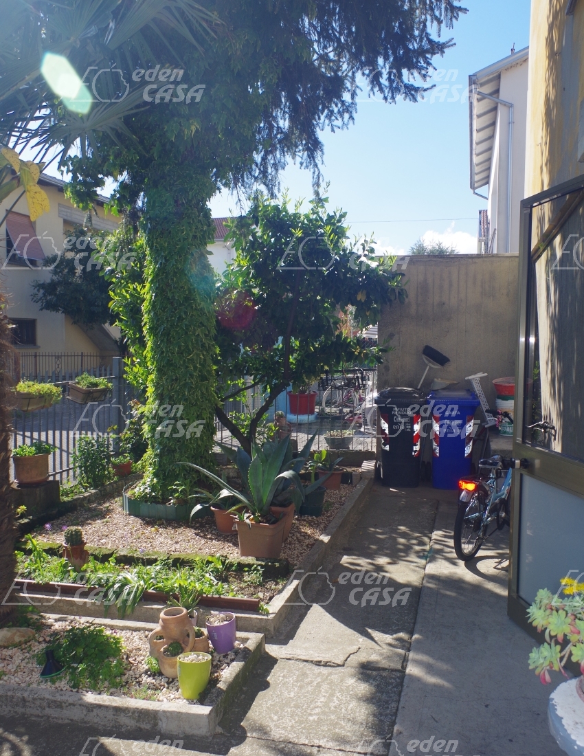 B31-146 - Busseto, appartamento 3 camere 