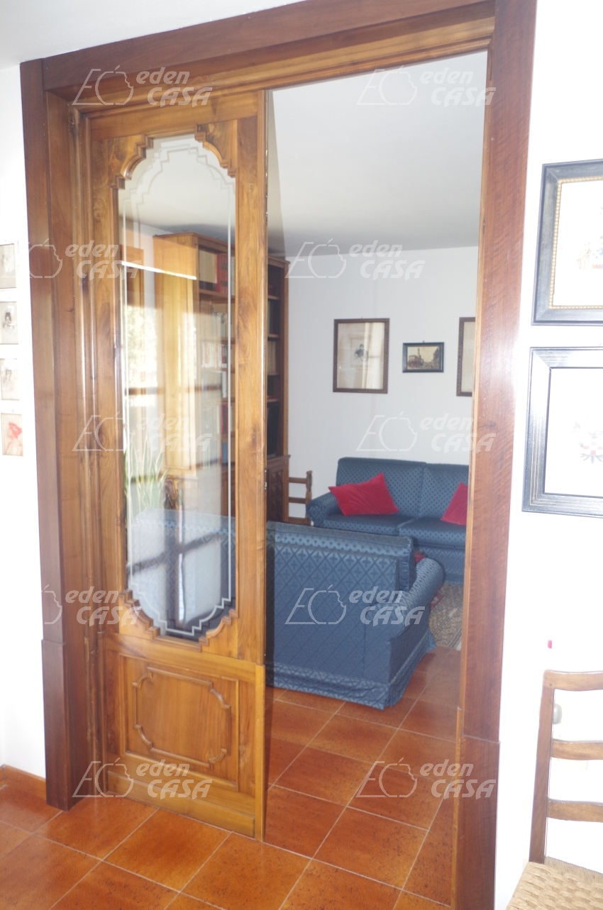 B33-156 - Busseto, bifamigliare 3 camere